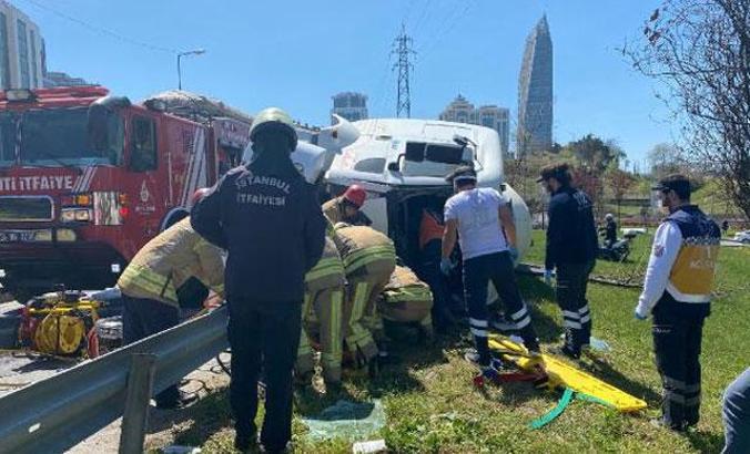 Ataşehir'de beton mikseri kazası: Vatandaşların yayın merakı
