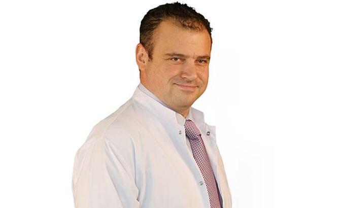 “Komplo teorisyenleri milyonlarca kişiyi depresyona sürüklüyor”