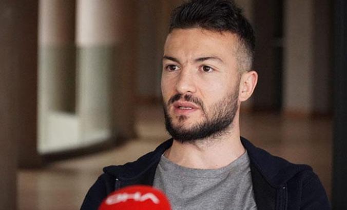 Özgür Çek: İkinci kez Fenerbahçe'ye gitmek pişmanlık değil ama tercih yanlışlığıydı