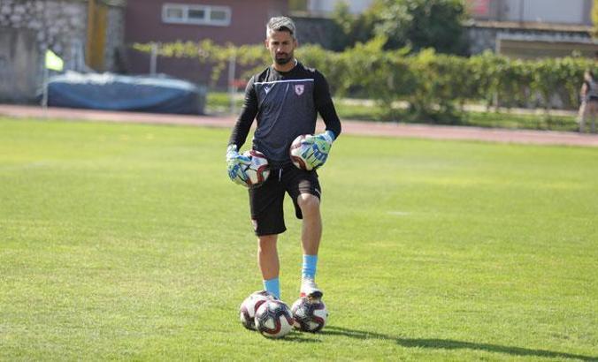 Samsunsporlu Ahmet Altın'ın babası koronavirüsten yaşamını yitirdi