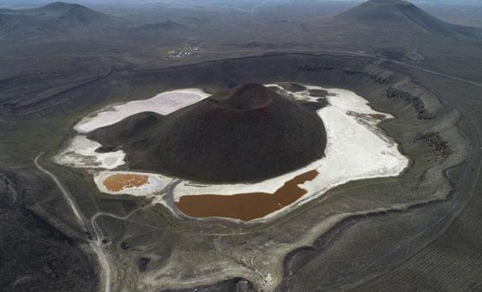 'Dünyanın nazar boncuğu' Meke Gölü, kurudu