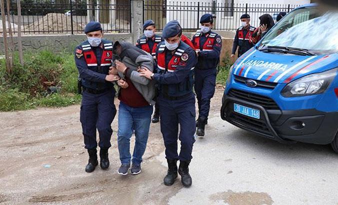 Akıllara durgunluk veren yöntem! İnternetten otomobil satanları dolandıran 3 kişi yakalandı