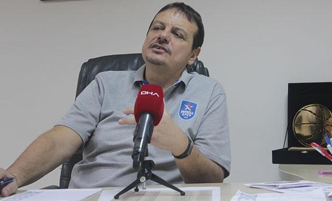 Ergin Ataman'dan gençlere eğitim ve spor ile ilgili mesajlar