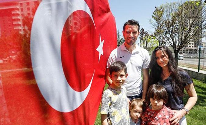 FIFA Kokartlı Hakem Ali Palabıyık: 19 Mayıs kutlu olsun