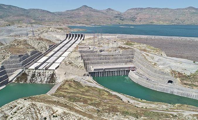 Dünyanın en uzun gövdeli barajı Ilısu'da, enerji üretimi başladı
