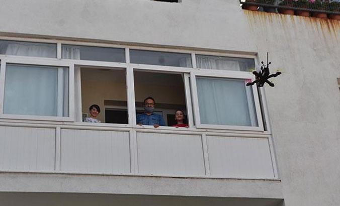 Drone ile çocuklara bayram harçlığı