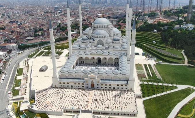 74 gün sonra ilk Cuma namazı