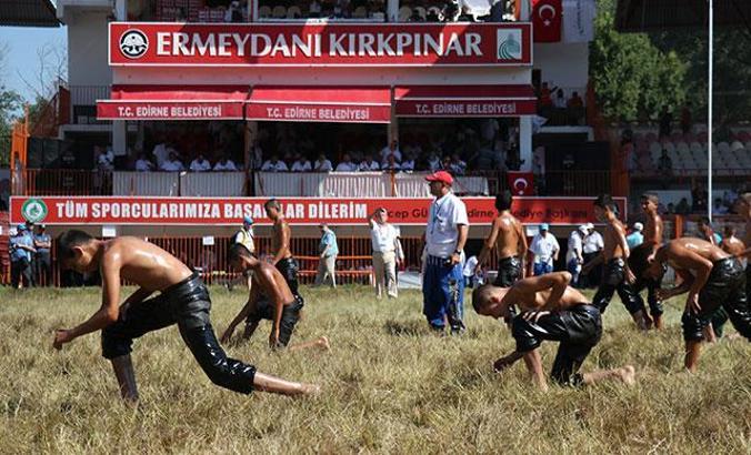 Savaş dönemlerinde bile kesintiye uğramayan Kırkpınar’ın yapılması isteği