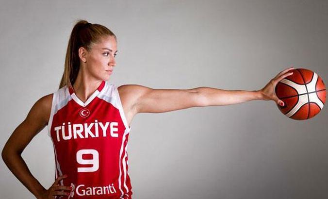 Milli basketbolcu Bahar Çağlar’dan, kadın basketbolunun gelişimi için yeni bir proje