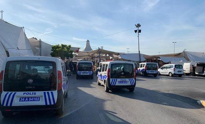 Pendik'te pazarcılar birbirine girdi: Yaralılar var