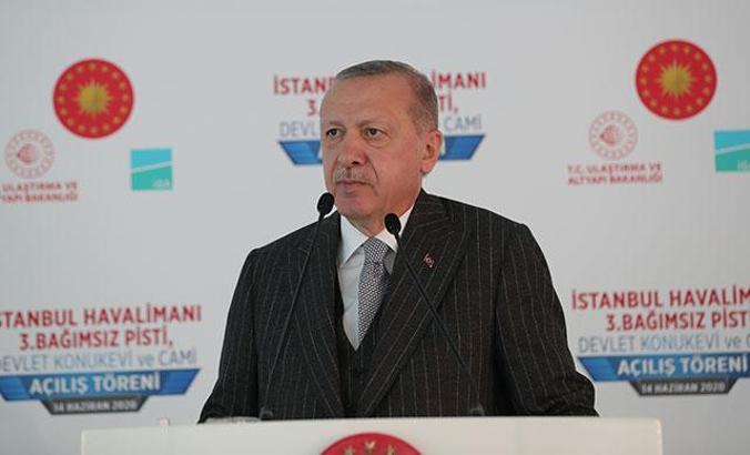 İstanbul Havalimanı'na 3'üncü pist! Cumhurbaşkanı Erdoğan'dan önemli açıklamalar