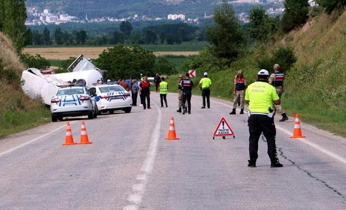 Tokat'ta tanker ile minibüs çarpıştı: 1 ölü, 5 yaralı