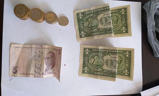 Kadın dilencinin üzerinden 'F' serisi dolar çıktı