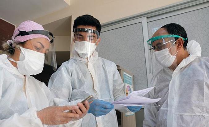 Konya'daki koronavirüs vaka artışının nedeni: maske, mesafe ve hijyen ihlali