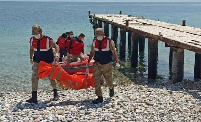 Van'daki tekne faciasında ölü sayısı 45'e yükseldi