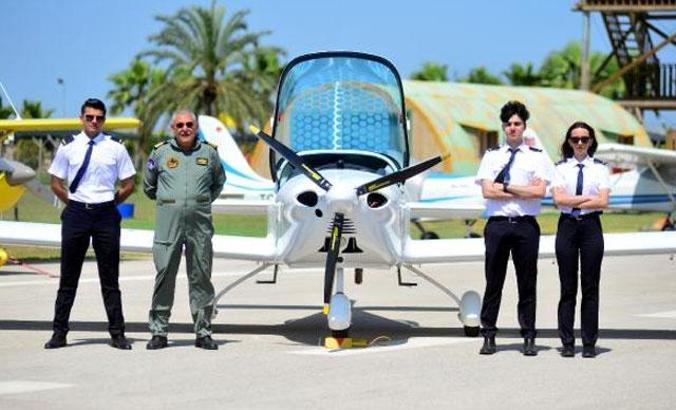 Başlangıç maaşı 26 bin lira olan pilotluğa ilgi arttı