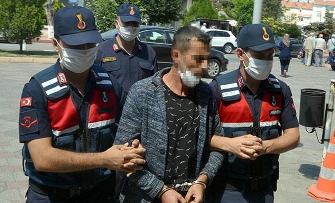 Yeğenine cinsel istismarda bulunan dayı ayçiçeği tarlasında saklanırken yakalandı