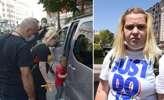 Oğlunu sokak ortasında döven anne: Bir anlık sinirle yaptım, pişmanım