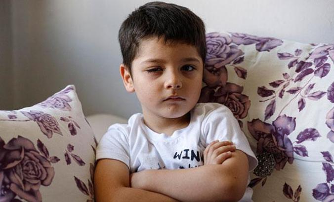 İnternetteki 'soda açma' videosu, göz merceğinden etti