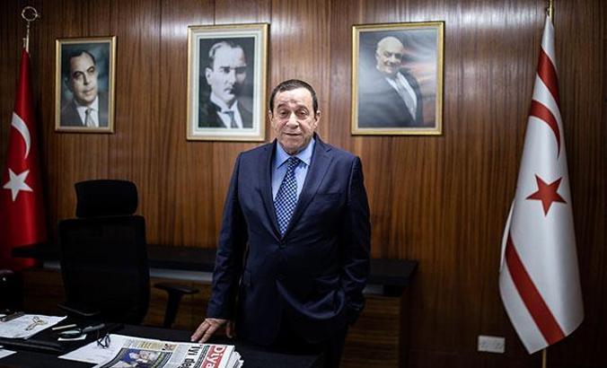 KKTC’de Denktaş’ın oğlu Cumhurbaşkanı adayı oldu