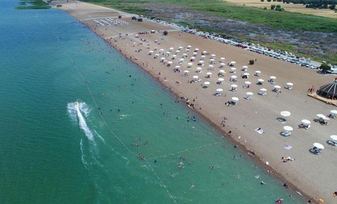Beyşehir Gölü'nde plaj keyfi