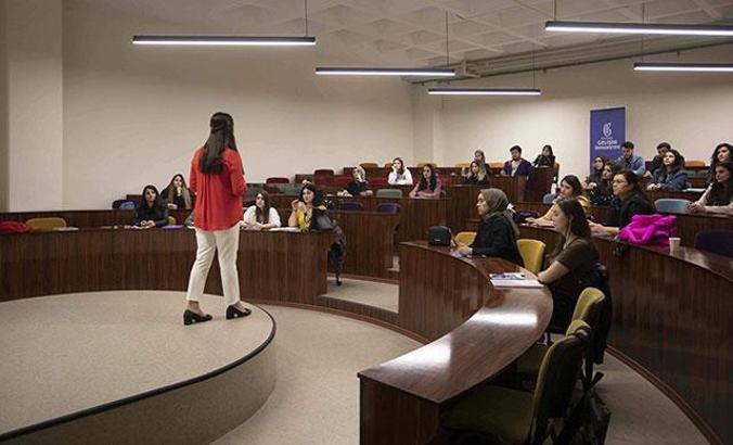 “Üniversiteler bireylerin değerlerini de şekillendiriyor”