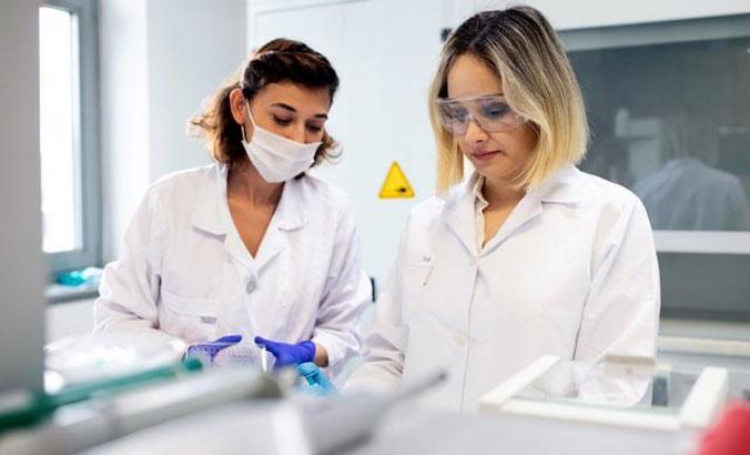 Kemik kırıklarında kişiye özel vücutta eriyen implant devri geliyor