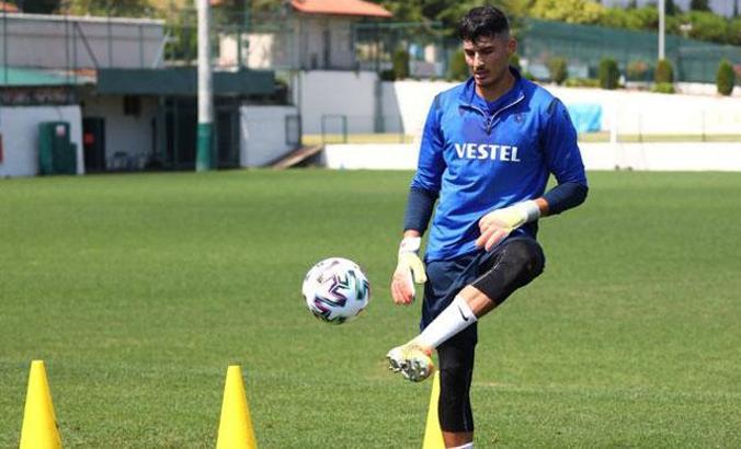 Uğurcan Çakır: Yurt dışında Trabzonspor'u temsil etmek isterim