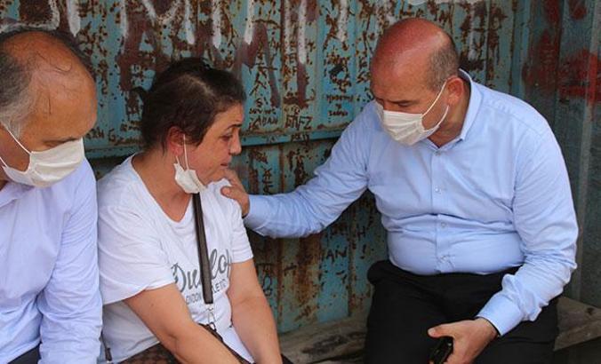 Çocuklarına ‘Babanızı aramaya gidiyorum’ deyip selde kaybolan eşini arıyor