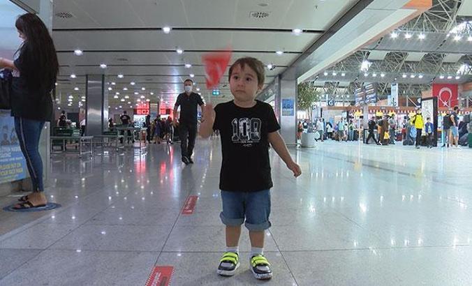 Sabiha Gökçen'de Zafer Bayramı coşkusu