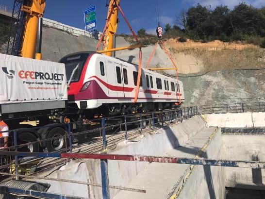 Gayrettepe-İstanbul Havalimanı Metrosu'nda ilk tren seti raylara indi