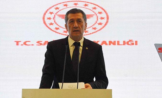 Bakan Selçuk, yüz yüze eğitime başlayacak öğretmenlerle buluştu