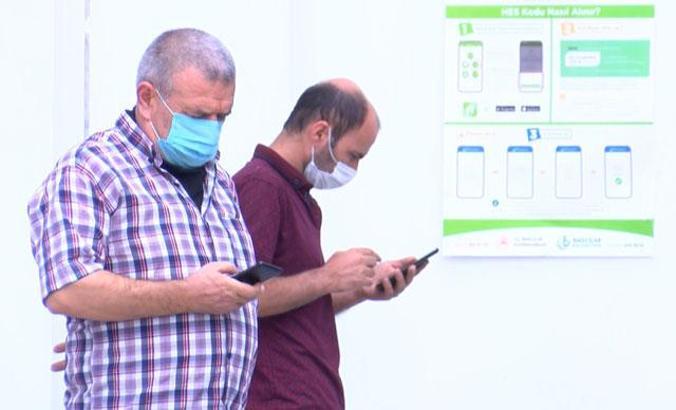 HES kodlu dönem başladı; okuma yazma bilmeyen kadına polis yardım etti