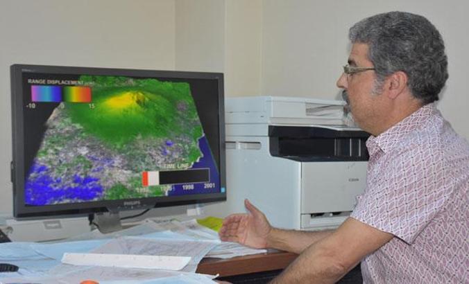 'Tuz Gölü fayındaki depremler büyük bir depremin habercisi olabilir'