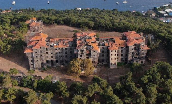 Büyükada Rum Yetimhanesi'nin restorasyonu için ilk adım atıldı