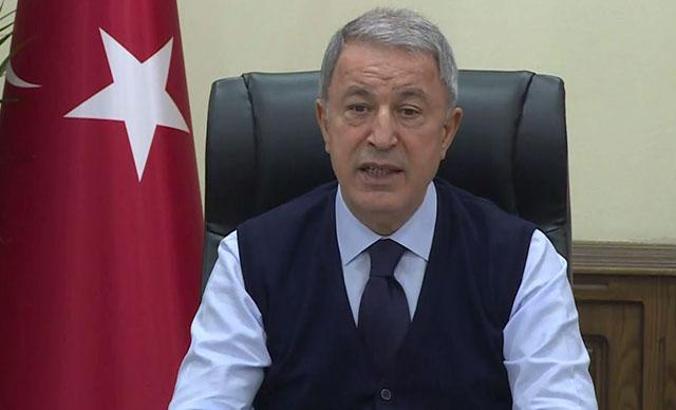 Bakan Akar: Ermenistan sivilleri hedef alarak savaş suçu işliyor