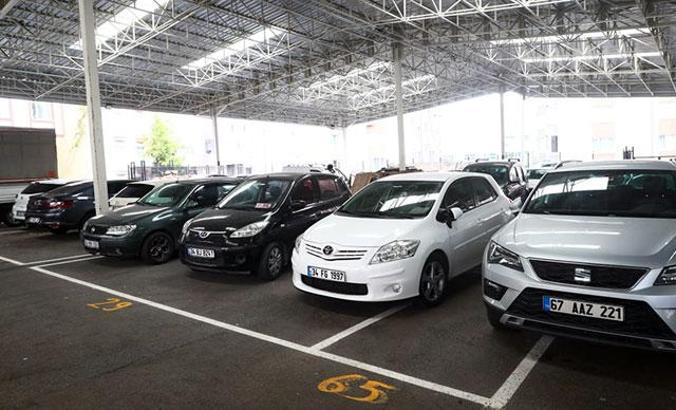 Bağcılar Belediyesi dolu tehlikesine karşı kapalı pazarları otoparka çevirdi