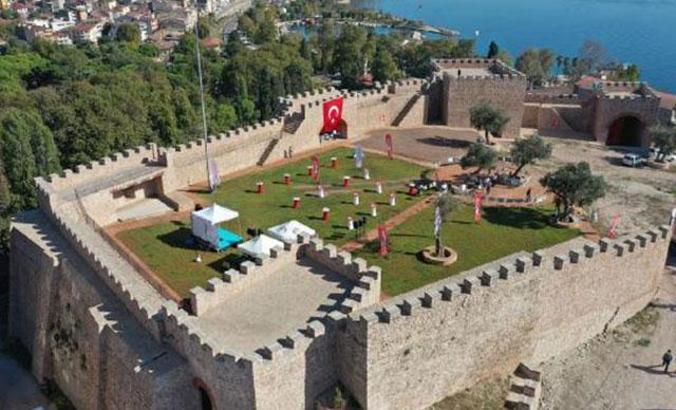 1400 yıllık Hereke Kalesi kapılarını açtı