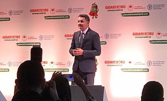 Bakan Pakdemirli: Üretilen gıdanın 3'te biri maalesef israf ediliyor