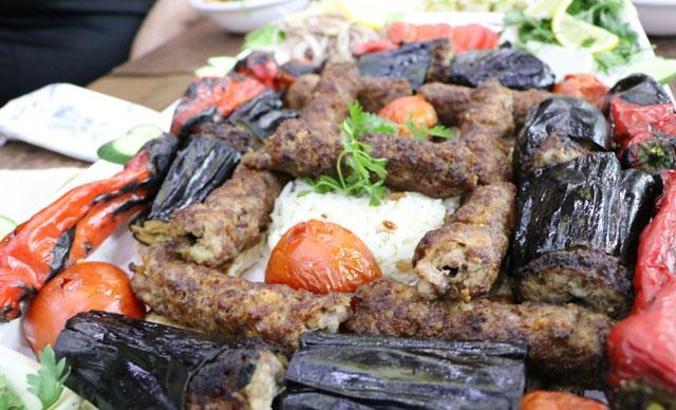 Adana ve Şanlıurfalı kebapçılar arasındaki rekabet yeniden alevlendi