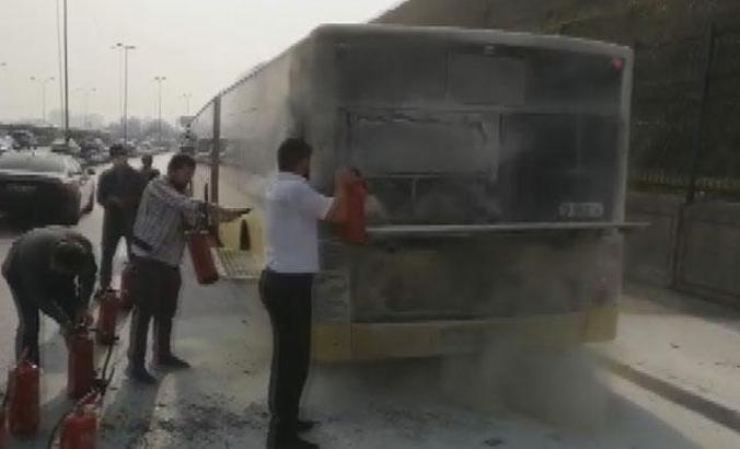 Sefaköy D-100'de otobüste yangın