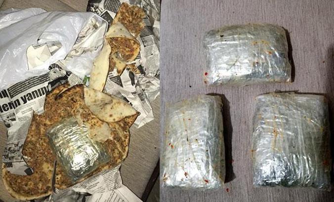 Lahmacuna sarılmış 800 gram esrar ele geçirildi
