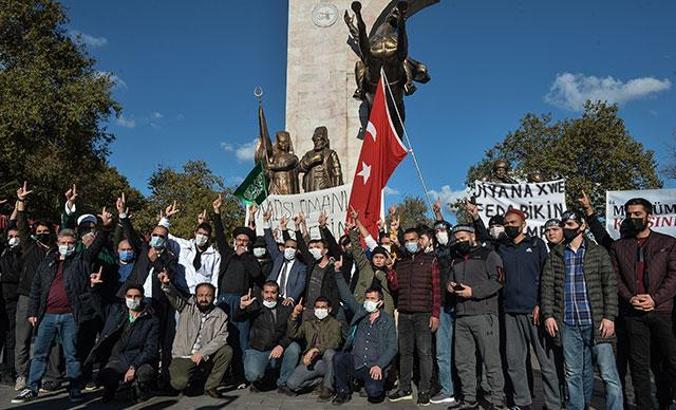 Saraçhane Parkı'nda Fransa protestosu