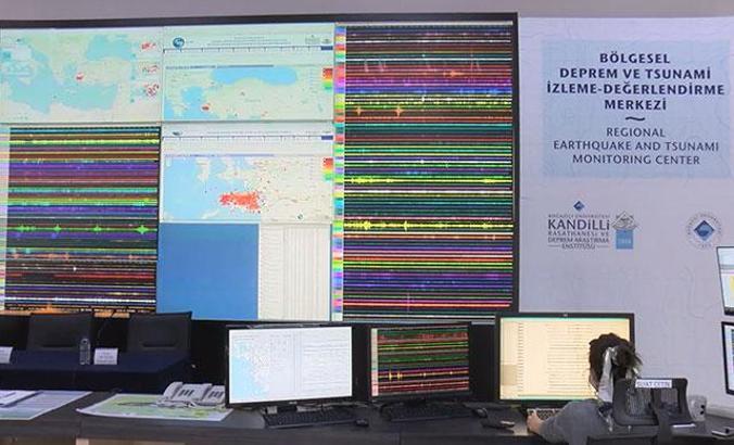 Kandilli'de İzmir depremi ve tsunami sunumu yapıldı