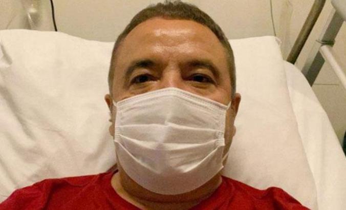 Başkan Böcek'e yoğun tıbbi destek uygulanıyor