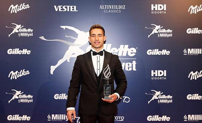 Dünya jimnastik şampiyonu Çolak: Hiçbir zaman bencil olmayın