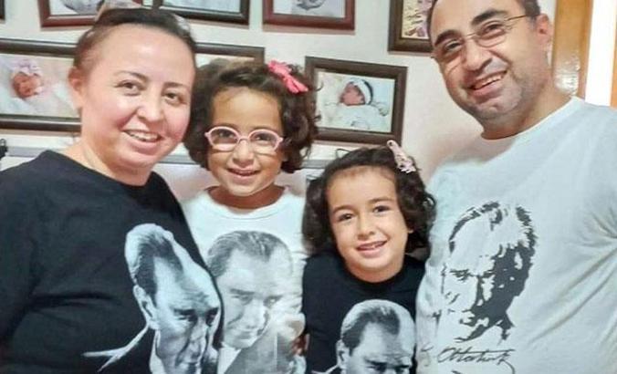 Depremde 4 torunuyla ölen babaanne hayatını torunlarına adamış