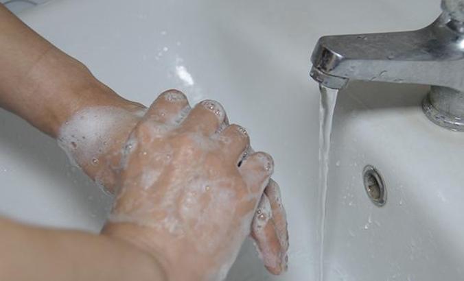 Uzmanından dezenfektan uyarısı; Su ve sabuna ulaşamadığınızda kullanın