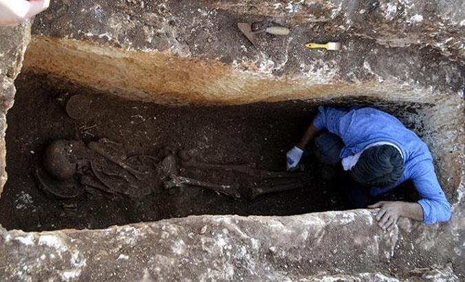 Perre Antik Kenti'nde 1500 yıllık insan iskeleti bulundu