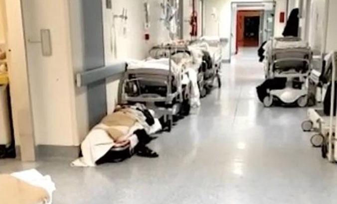 İtalya’da koronavirüs nedeniyle hastaneler dolmaya başladı